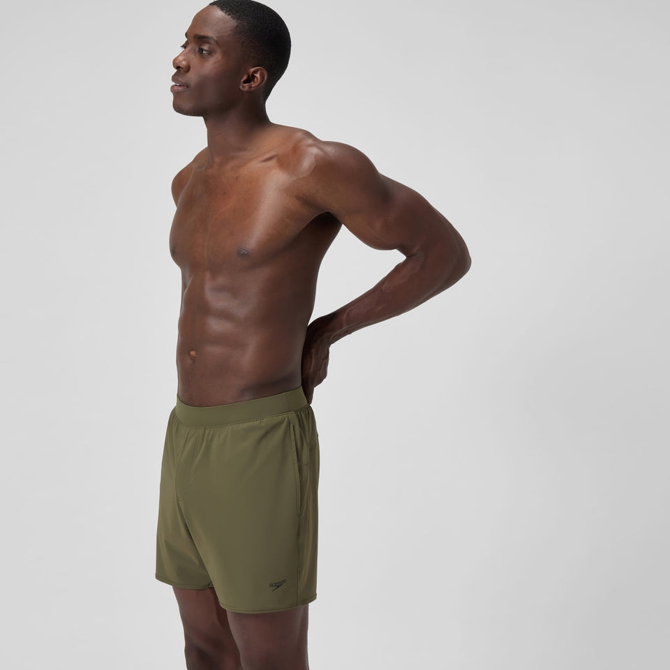 Lookout Solid 16'' Swim Shorts Green | Speedo