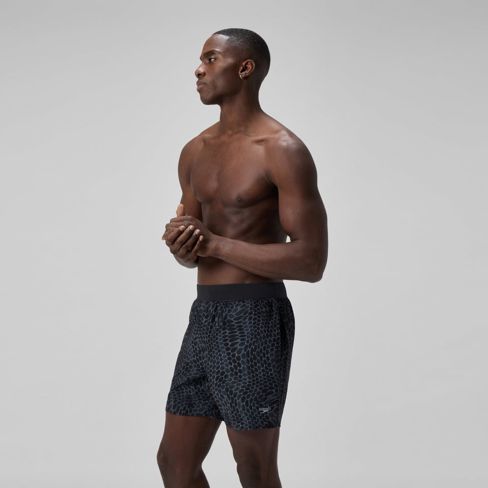 Lookout Printed 40cm Swim Shorts Black | Speedo