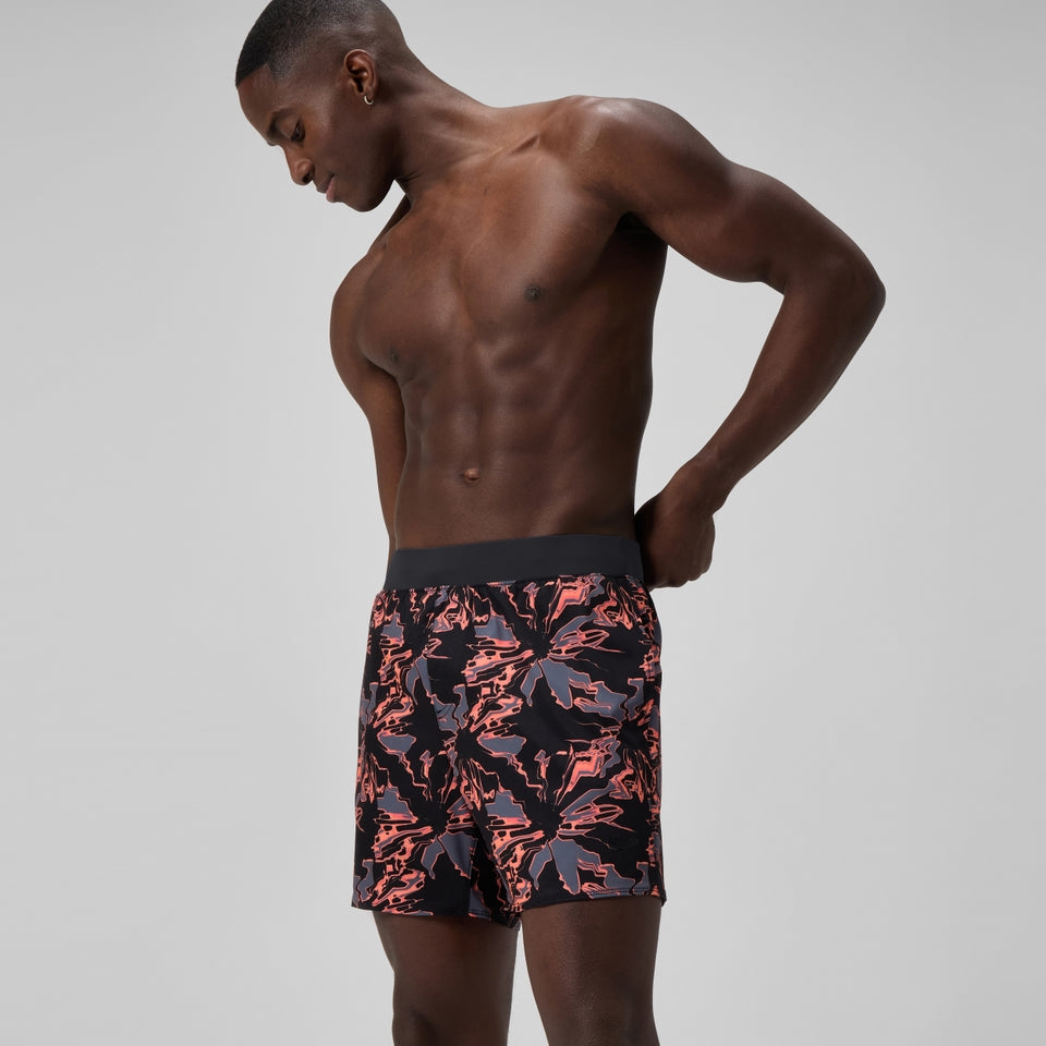 Lookout Printed 40cm Swim Shorts Black/Orange | Speedo