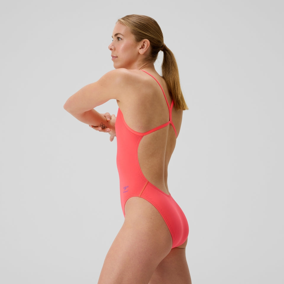 Club Training Solid V-Back 2.0 Swimsuit Orange | Speedo